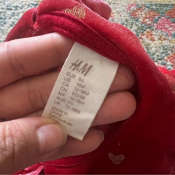 H&M Collared Velour Dress red hearts size 18M - Picture 4 of 4